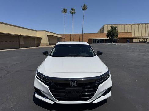 Used 2022 Honda Accord Sport Special Edition image 2