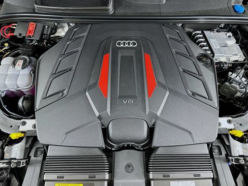 New 2026 Audi SQ7 Premium Plus AWD/4WD image 13