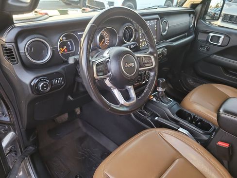 Certified 2021 Jeep Gladiator Overland w/ Popular Equipment Package image 16
