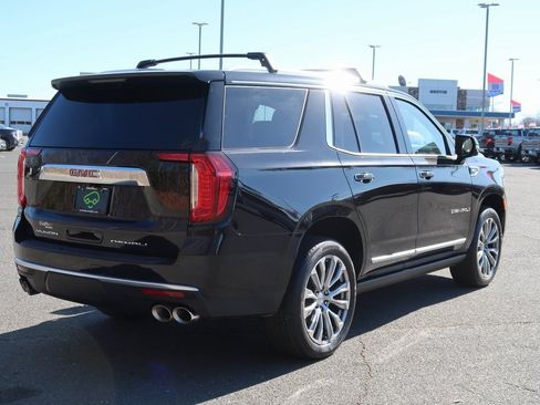 Certified 2022 GMC Yukon Denali image 5