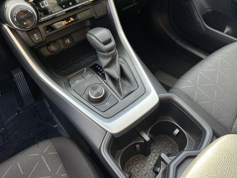 Certified 2025 Toyota RAV4 XLE image 26