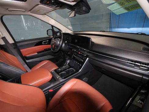 Used 2022 Kia Carnival SX Prestige FWD image 24