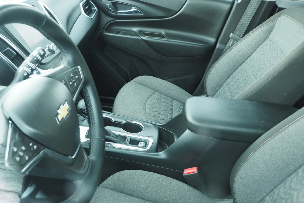 Used 2024 Chevrolet Equinox LT AWD/4WD image 5