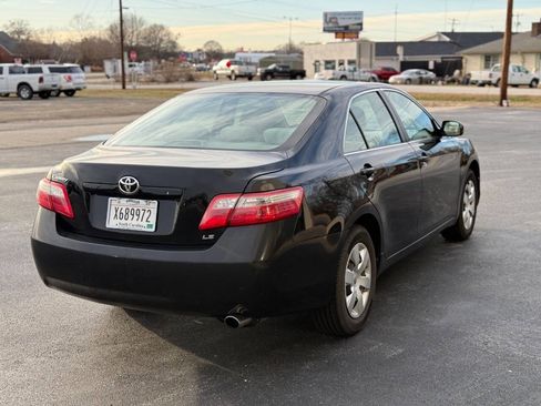 Used 2009 Toyota Camry LE image 4