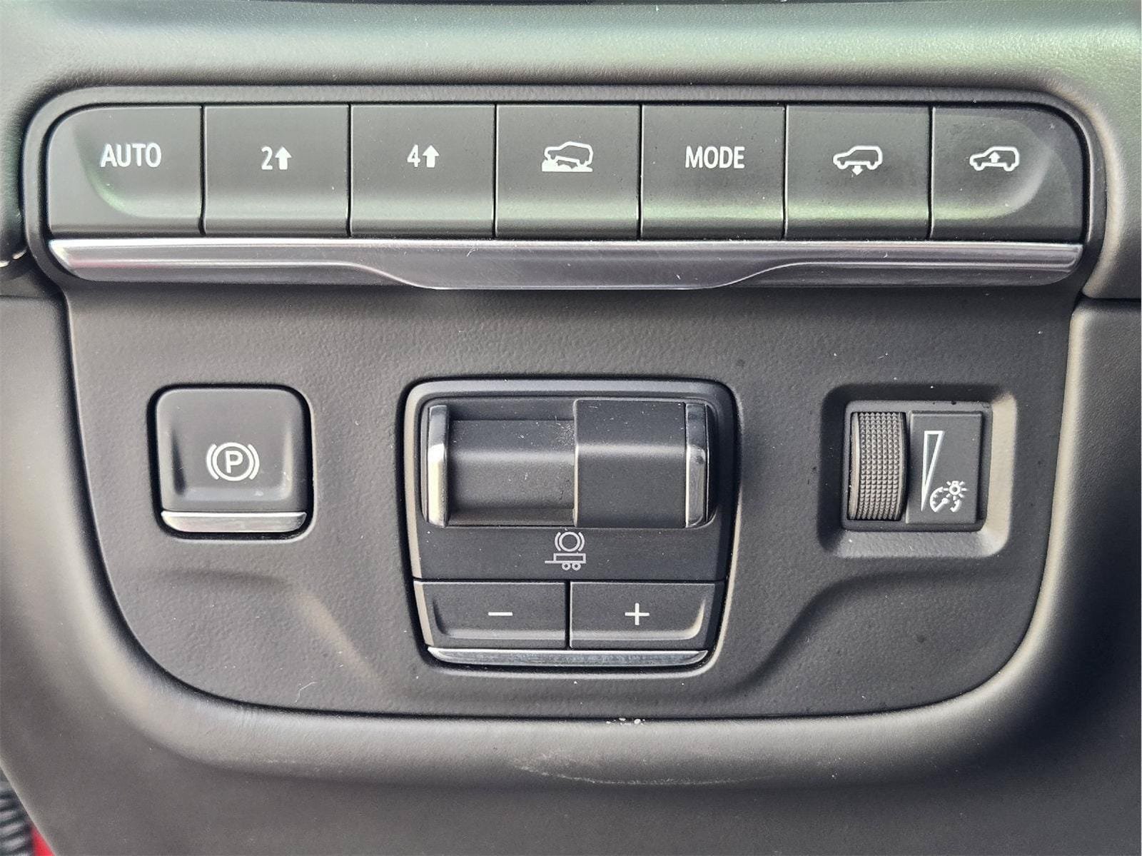 Used 2024 Cadillac Escalade Sport Platinum w/ LPO, Floor Liner Package AWD/4WD image 20