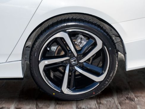 Certified 2022 Honda Accord Sport image 38