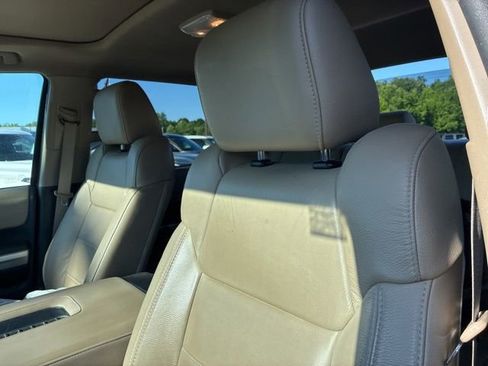 Used 2016 Toyota Tundra Limited w/ Limited Premium Package AWD/4WD image 7