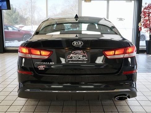 Used 2020 Kia Optima LX image 14