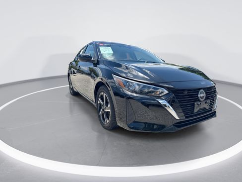 Used 2024 Nissan Sentra SV FWD image 3