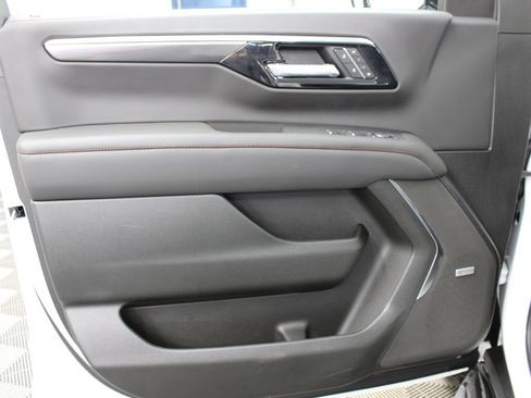 Used 2026 Chevrolet Suburban RST w/ Comfort Package AWD/4WD image 69