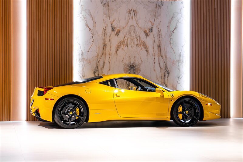 Used 2010 Ferrari 458 Italia Coupe RWD image 5