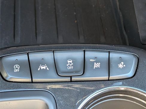 Used 2025 Chevrolet TrailBlazer LT image 21