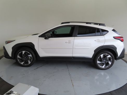 Used 2025 Subaru Crosstrek 2.5i Limited w/ Crosstrek Mirror Package AWD/4WD image 7