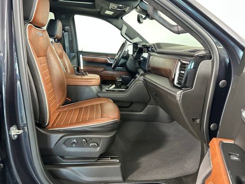 Used 2023 GMC Sierra 1500 Denali Ultimate image 28