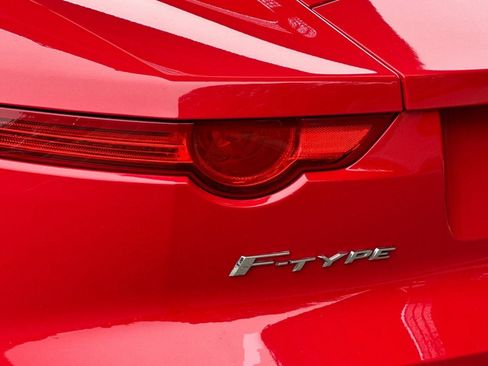 Used 2015 Jaguar F-TYPE Coupe RWD image 12