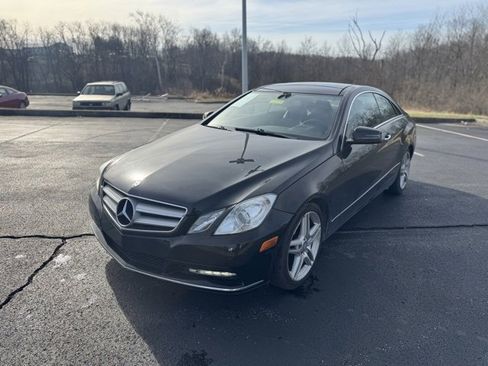 Used 2013 Mercedes-Benz E 350 4MATIC Coupe image 7