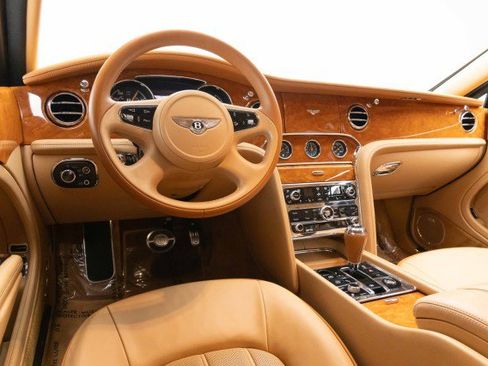 Used 2012 Bentley Mulsanne RWD image 6