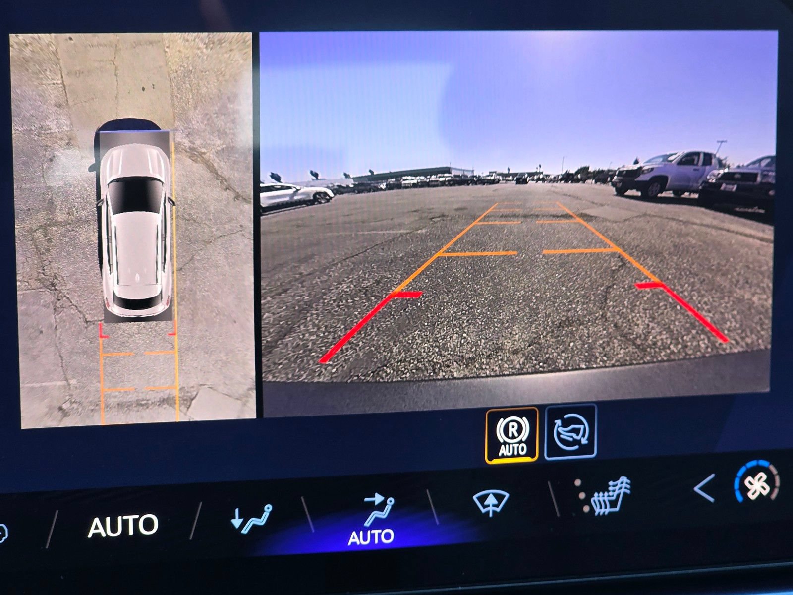 New 2026 Chevrolet Equinox EV LT w/ LPO, Blackout Package FWD image 26
