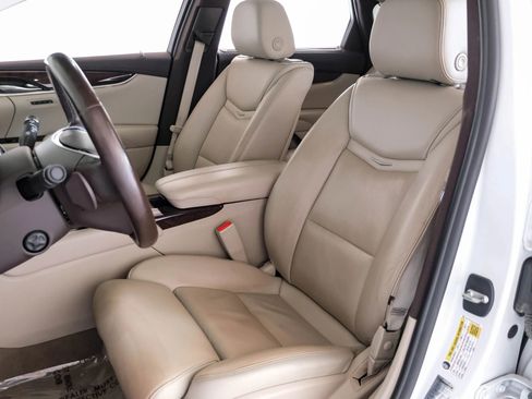 Used 2016 Cadillac XTS Premium FWD image 31