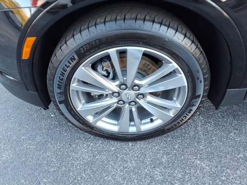 Used 2024 Cadillac XT5 Premium Luxury image 4