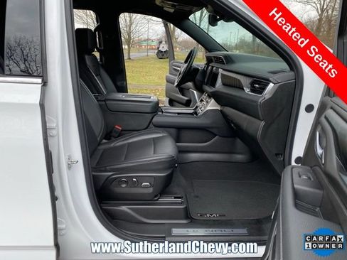 Used 2024 GMC Yukon XL Denali AWD/4WD image 19