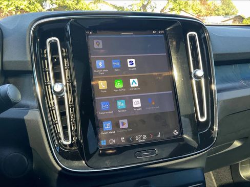 Used 2023 Volvo C40 P8 Recharge Ultimate image 34