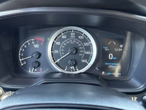 Used 2022 Toyota Corolla LE image 8