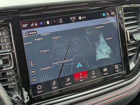 Used 2024 Dodge Durango GT image 18