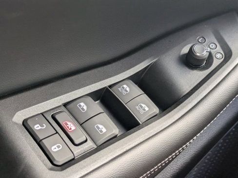 New 2025 Jeep Grand Cherokee Altitude RWD image 21