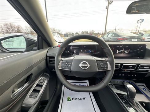 New 2026 Nissan Sentra SR w/ Floor Mat Package image 14