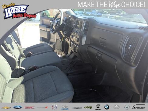 Used 2019 Chevrolet Silverado 1500 Custom w/ Custom Value Package AWD/4WD image 20