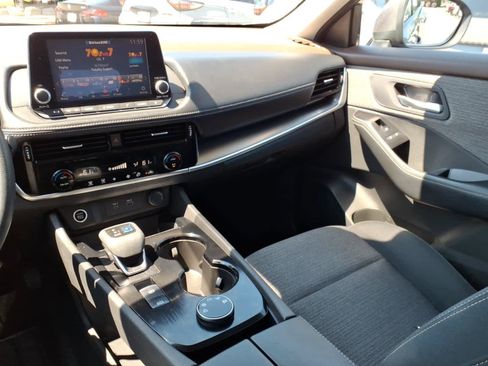 Certified 2021 Nissan Rogue SV AWD/4WD image 15