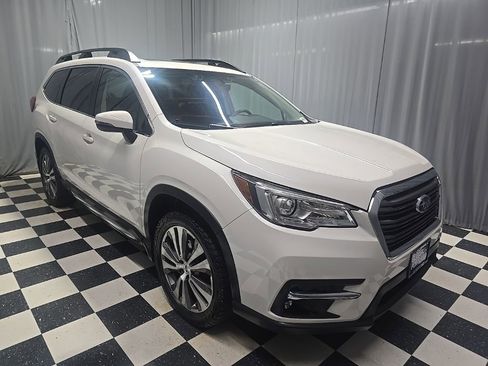 Used 2021 Subaru Ascent Limited w/ Technology Package image 3