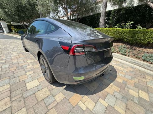Used 2023 Tesla Model 3 Standard Range image 7