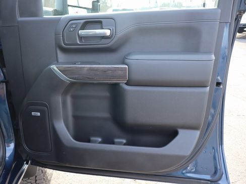 Used 2020 Chevrolet Silverado 3500 LTZ image 28