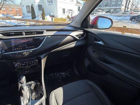 Used 2021 Buick Encore GX Select w/ Advanced Technology Package image 29