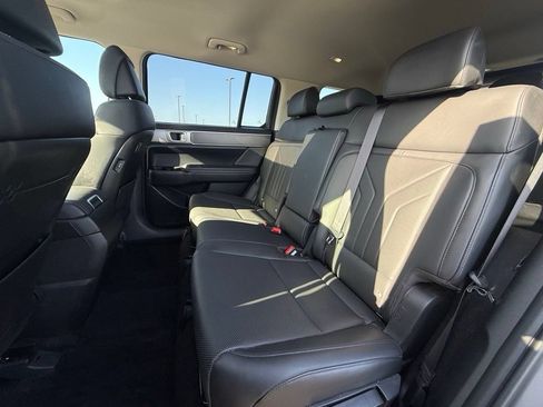 Used 2025 Hyundai Santa Fe XRT AWD/4WD image 23