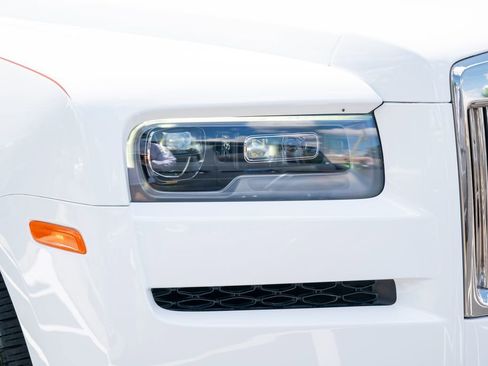 Used 2022 Rolls-Royce Cullinan AWD/4WD image 9