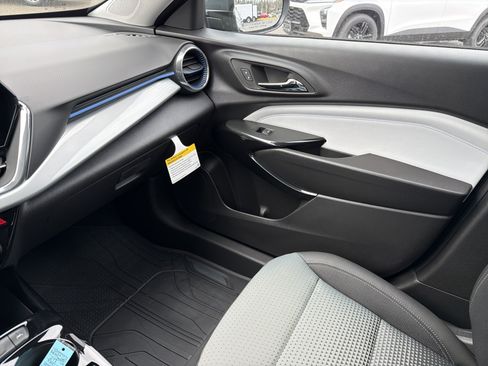 New 2026 Chevrolet Trax LT w/ Driver Confidence Package image 25