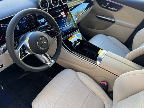 New 2026 Mercedes-Benz GLC 300 4MATIC image 16