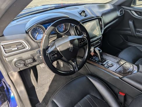 Used 2019 Maserati Ghibli S Q4 AWD/4WD image 13