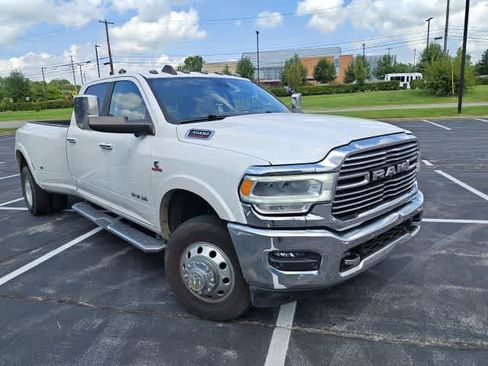 Used 2022 RAM 3500 Laramie AWD/4WD image 2