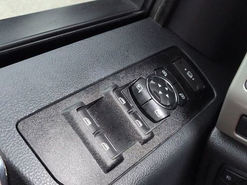 Used 2022 Ford F250 Lariat w/ Black Appearance Package AWD/4WD image 25