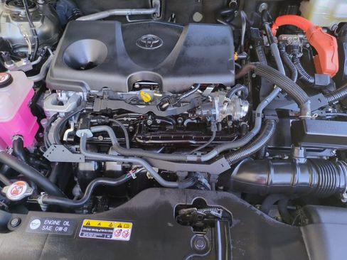 Used 2023 Toyota Crown Limited image 23