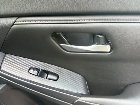 Used 2022 Nissan Sentra SV w/ Electronics Package image 18