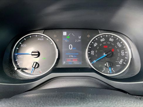 Used 2022 Toyota RAV4 SE w/ SE Grade Weather Package image 24