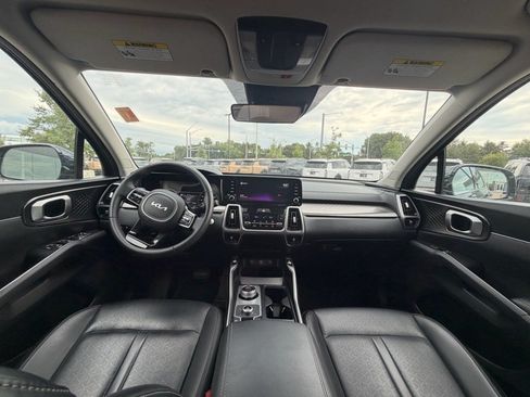 Used 2022 Kia Sorento S AWD/4WD image 9