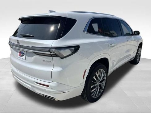 Used 2025 Buick Enclave Avenir w/ Super Cruise Package AWD/4WD image 7