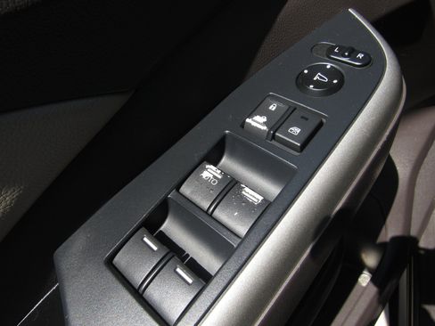 Used 2013 Honda CR-V EX-L image 23