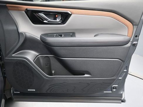 Used 2025 Subaru Forester Sport w/ Popular Package #1 image 31